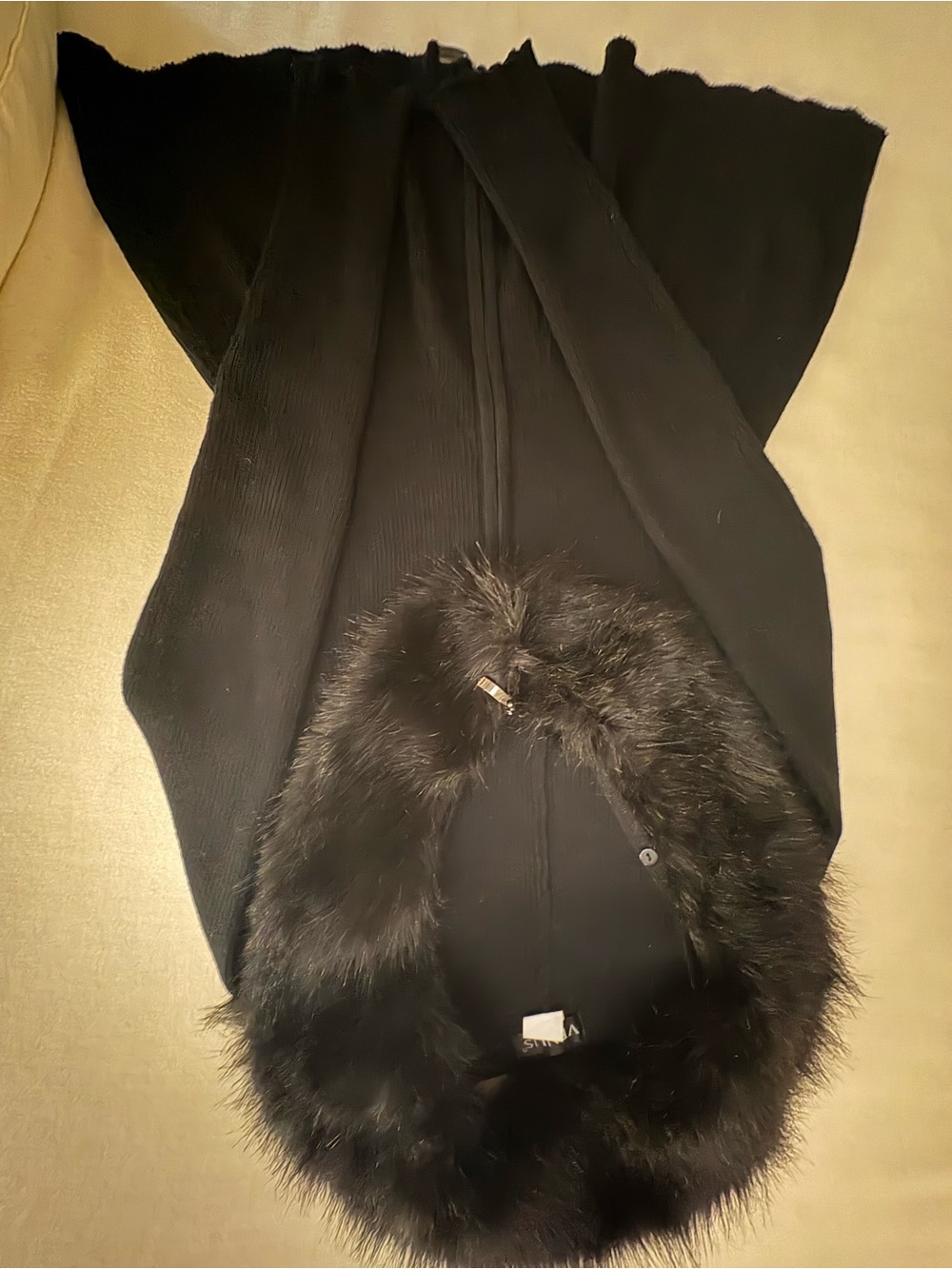 VENUS Black Faux-Fur Trim Women’s Sweater